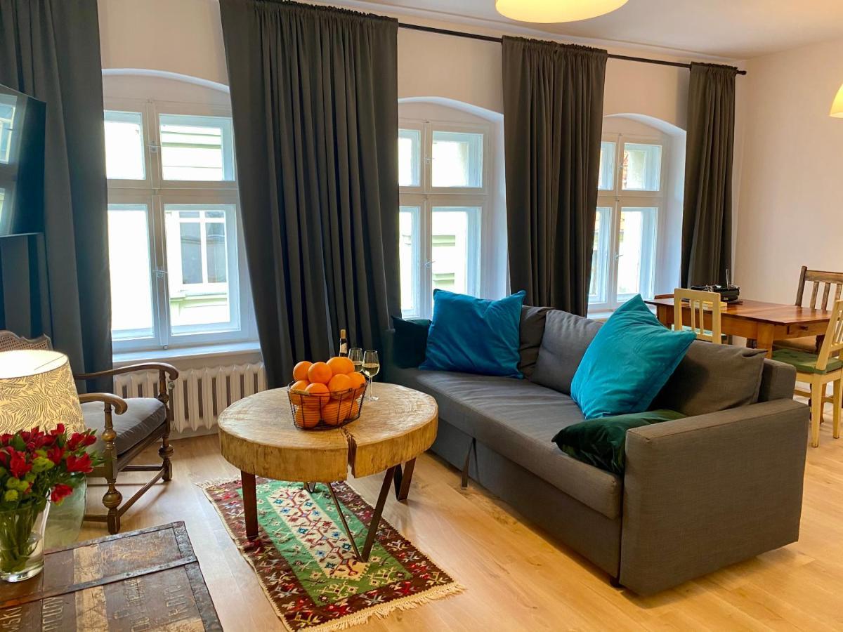 Apartament Hrabala Jelenia Góra Buitenkant foto