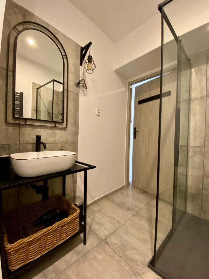 Apartament Hrabala Jelenia Góra Buitenkant foto