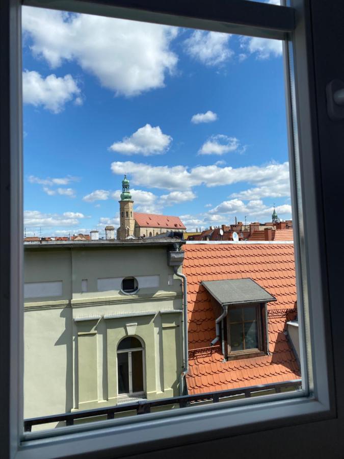 Apartament Hrabala Jelenia Góra Buitenkant foto